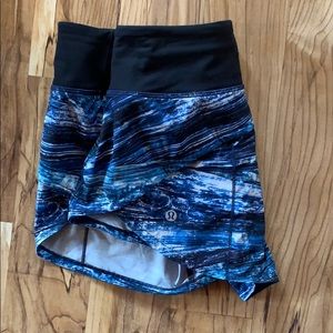 Lululemon speed shorts EUC 2.5 inch inseam